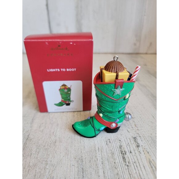 Hallmark lights to boot ornament Xmas Cowboys - Picture 1 of 6
